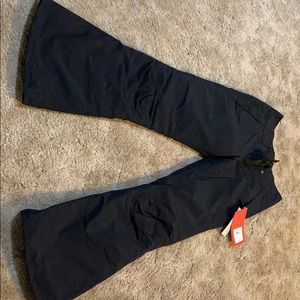 Women’s north face ski pants